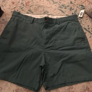 Old navy green men’s shorts